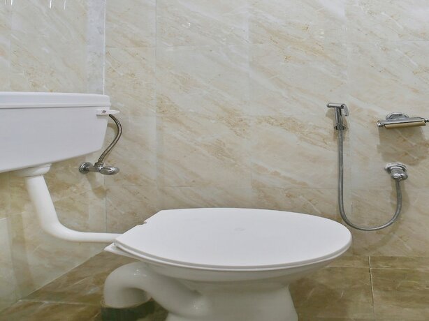 Imagen de la habitación del Hotel Oyo 6032 Marina. Foto 7