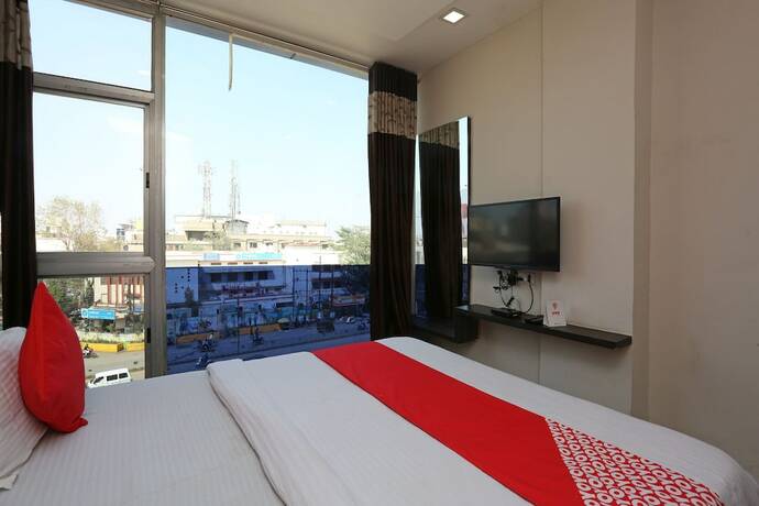 Imagen de la habitación del Hotel Oyo 6325 Kiran. Foto 5