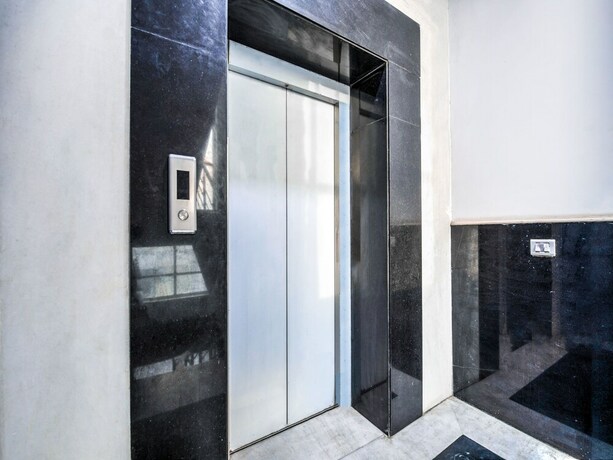 Imagen de los interiores del Hotel Oyo 6340 Glorify Stay 3. Foto 31