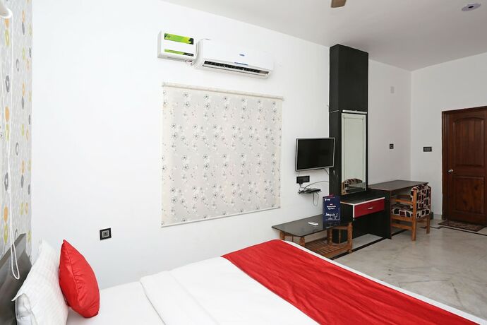Imagen de la habitación del Hotel Oyo 6680 Galaxy International. Foto 4
