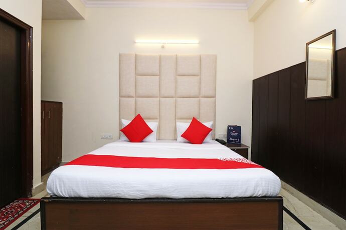 Imagen de la habitación del Hotel Oyo 6706 New Sunder Residency. Foto 9