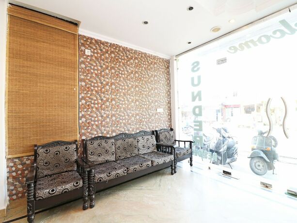 Imagen de los interiores del Hotel Oyo 6706 New Sunder Residency. Foto 20