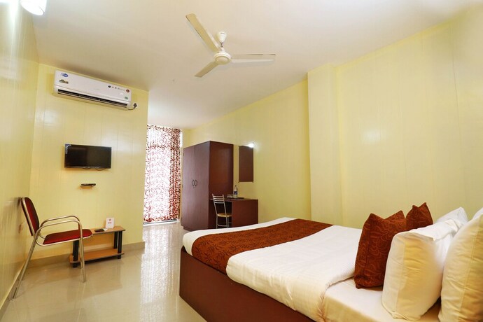 Imagen de la habitación del Hotel Oyo 6725 Palm Inn. Foto 21