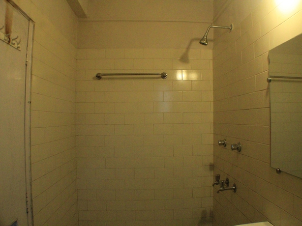 Imagen de la habitación del Hotel Oyo 6744 Stayout Sunny Holiday Homes. Foto 16