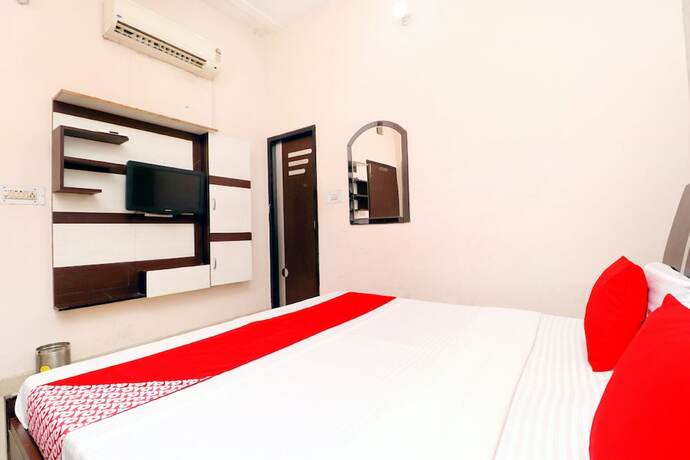 Imagen de la habitación del Hotel Oyo 6785 Sunder Bus Stand. Foto 5