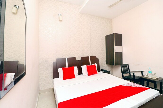 Imagen de la habitación del Hotel Oyo 6785 Sunder Bus Stand. Foto 7