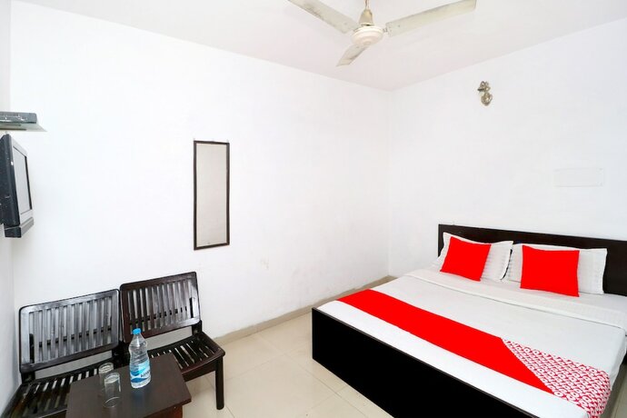 Imagen de la habitación del Hotel Oyo 6785 Sunder Bus Stand. Foto 12
