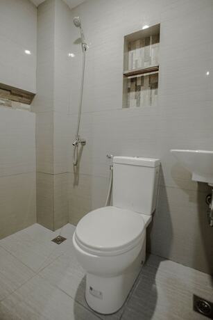 Imagen de la habitación del Hotel Oyo 691 Sulit Dormitel. Foto 6