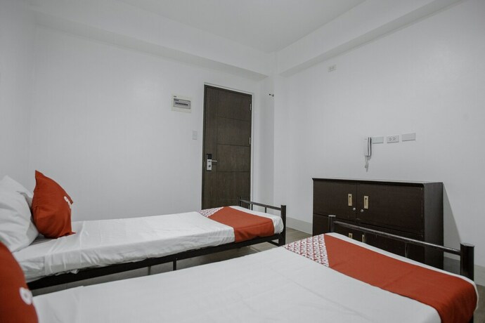 Imagen de la habitación del Hotel Oyo 691 Sulit Dormitel. Foto 9