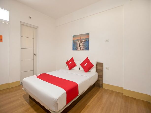 Imagen de la habitación del Hotel Oyo 691 Sulit Dormitel. Foto 13