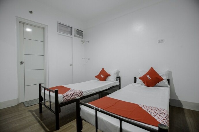 Imagen de la habitación del Hotel Oyo 691 Sulit Dormitel. Foto 14