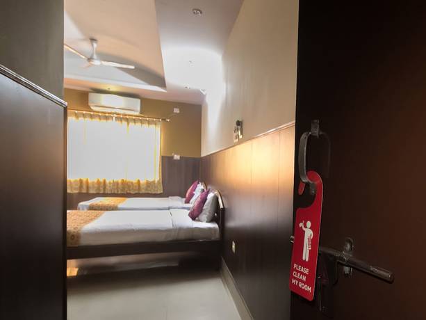 Imagen de la habitación del Hotel Oyo 6996 Near Beltola. Foto 12