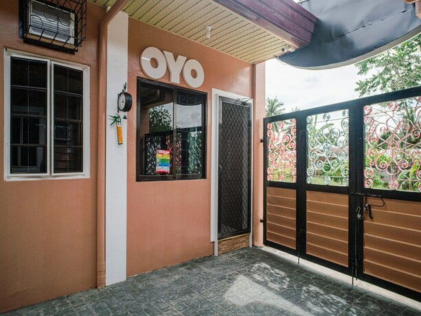 Imagen de los interiores del Hotel Oyo 702 Queens Hometel. Foto 19