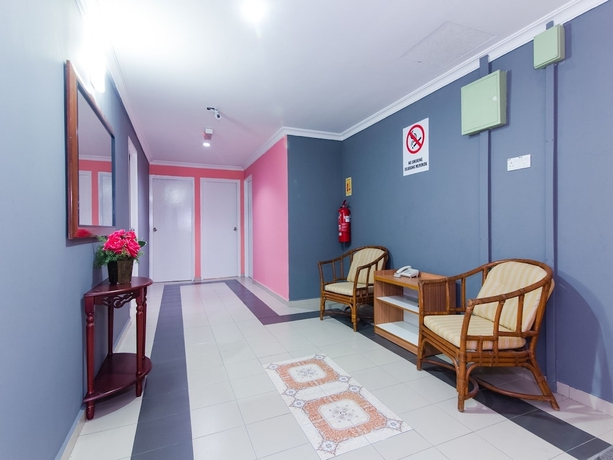 Imagen de los interiores del Hotel Oyo 746 Comfort. Foto 19