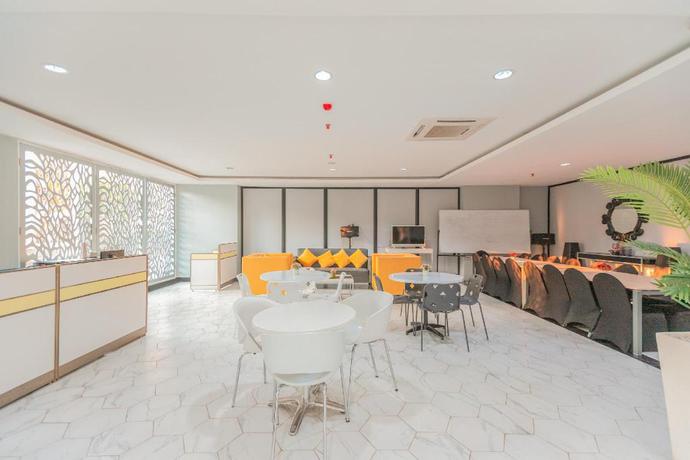 Imagen de los interiores del Hotel Oyo 750 Flagship Mont Blanc. Foto 9