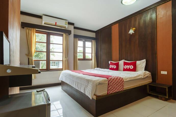 Imagen de la habitación del Hotel Oyo 75356 Thipsiri Lodge. Foto 16