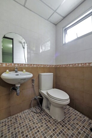 Imagen de la habitación del Hotel Oyo 75362 Swagath Home. Foto 29