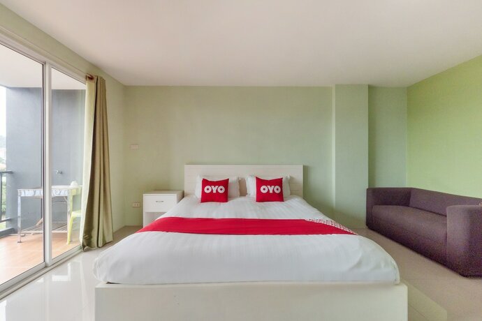 Imagen de la habitación del Hotel Oyo 75363 V Place Apartment. Foto 31
