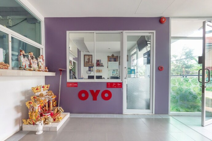 Imagen de los interiores del Hotel Oyo 75363 V Place Apartment. Foto 38