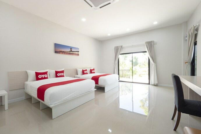 Imagen de la habitación del Hotel Oyo 75378 Thawapee Resort. Foto 21