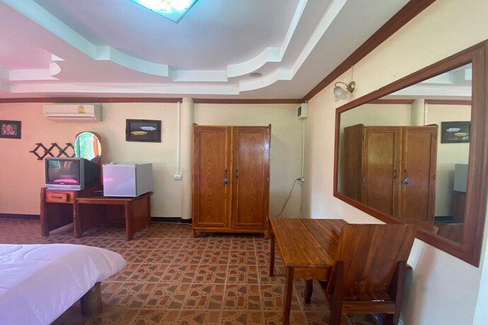 Imagen de la habitación del Hotel Oyo 75380 Bannoichynum Resort Kanchanaburi. Foto 18