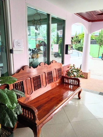 Imagen de los interiores del Hotel Oyo 75399 Choktipparat Place. Foto 13