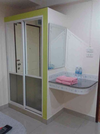 Imagen de la habitación del Hotel Oyo 75405 Ladda Place. Foto 4