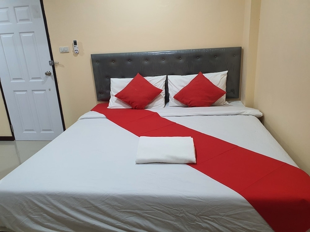 Imagen de la habitación del Hotel Oyo 75410 Awa Don Muang. Foto 2