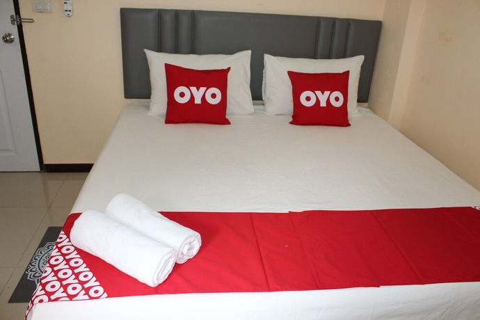 Imagen de la habitación del Hotel Oyo 75410 Awa Don Muang. Foto 12