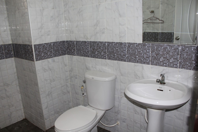 Imagen de la habitación del Hotel Oyo 75410 Awa Don Muang. Foto 15