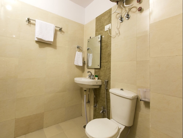Imagen de la habitación del Hotel Oyo 7599 Ks Pride. Foto 17