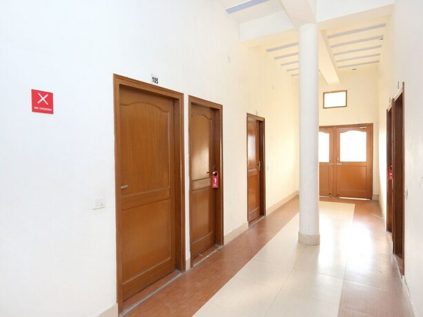 Imagen general del Hotel Oyo 7609 Dolphin. Foto 4