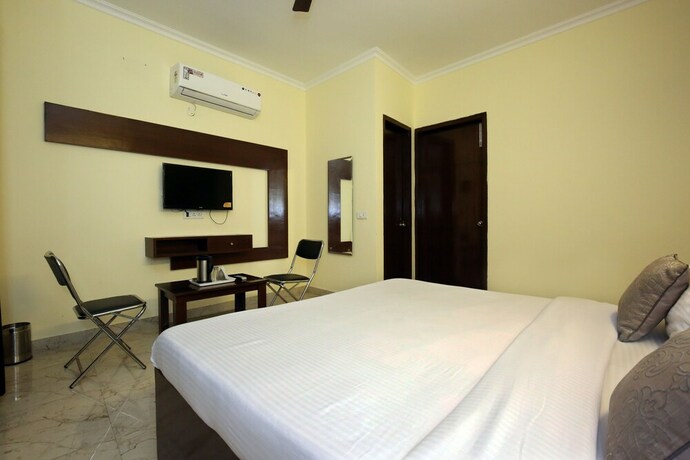 Imagen de la habitación del Hotel Oyo 7724 Pr Chandigarh. Foto 2