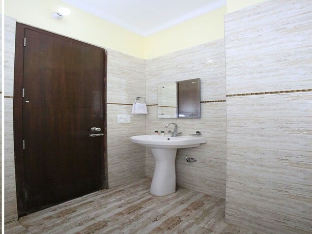 Imagen de la habitación del Hotel Oyo 7724 Pr Chandigarh. Foto 17