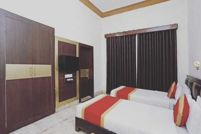 Imagen general del Hotel Oyo 7880 Navrang. Foto 3