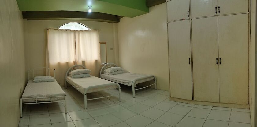 Imagen general del Hotel Oyo 800 Ddd Habitat Dormtel Bacolod. Foto 8