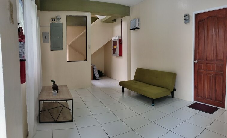 Imagen general del Hotel Oyo 800 Ddd Habitat Dormtel Bacolod. Foto 9