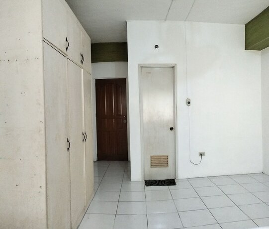 Imagen general del Hotel Oyo 800 Ddd Habitat Dormtel Bacolod. Foto 10