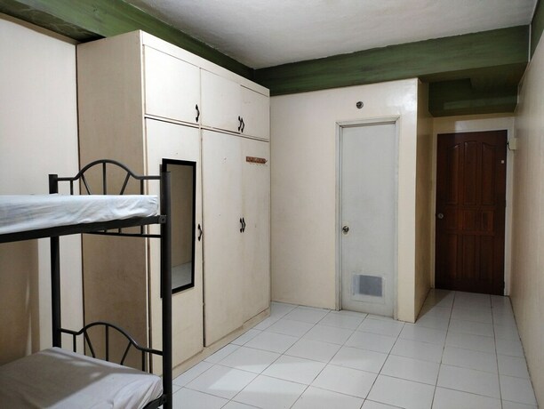 Imagen de la habitación del Hotel Oyo 800 Ddd Habitat Dormtel Bacolod. Foto 15