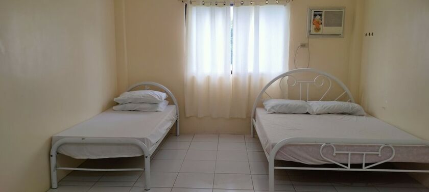 Imagen de la habitación del Hotel Oyo 800 Ddd Habitat Dormtel Bacolod. Foto 16