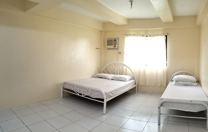 Imagen de la habitación del Hotel Oyo 800 Ddd Habitat Dormtel Bacolod. Foto 32