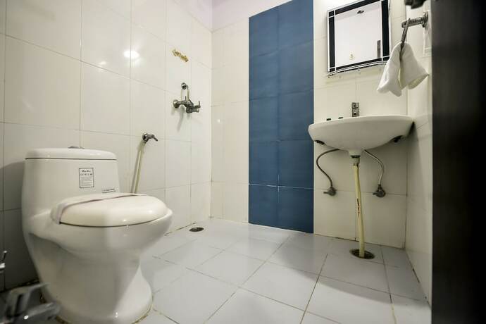 Imagen de la habitación del Hotel Oyo 8040 Ananta Inn. Foto 6