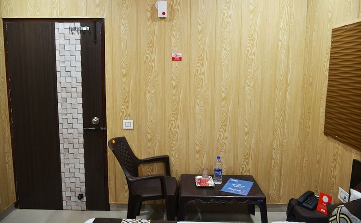 Imagen de la habitación del Hotel Oyo 8105 Model Town. Foto 6