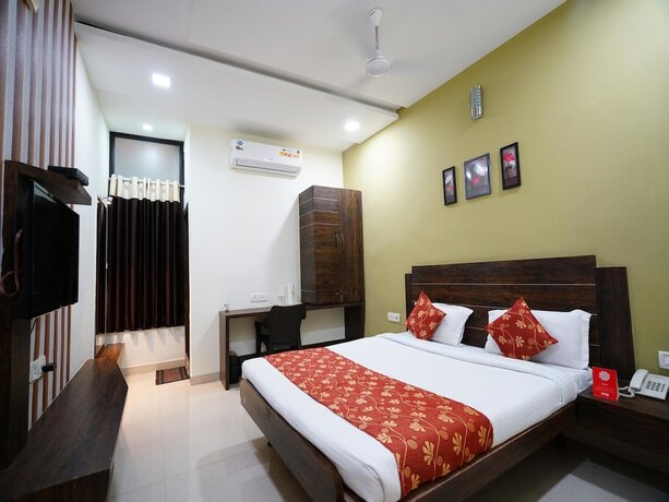 Imagen de la habitación del Hotel Oyo 8173 Singh Palace. Foto 4
