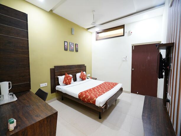 Imagen de la habitación del Hotel Oyo 8173 Singh Palace. Foto 13