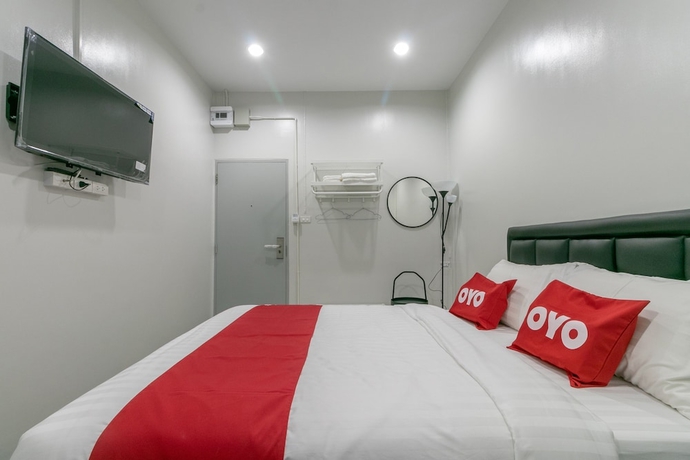 Imagen de la habitación del Hotel Oyo 818 Suksomboon Residence. Foto 4