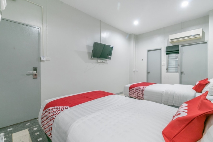 Imagen de la habitación del Hotel Oyo 818 Suksomboon Residence. Foto 8