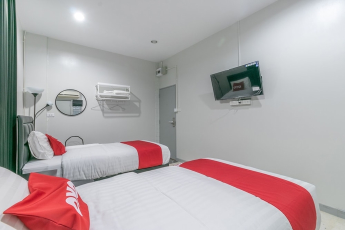Imagen de la habitación del Hotel Oyo 818 Suksomboon Residence. Foto 13