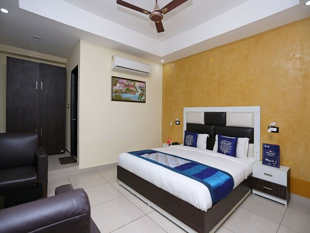 Imagen de la habitación del Hotel Oyo 8232 Krb Paradise. Foto 4