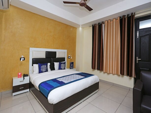 Imagen de la habitación del Hotel Oyo 8232 Krb Paradise. Foto 17